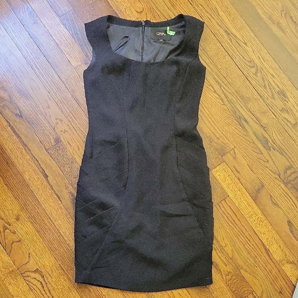 Black Sheath Mini Dress with Scoop Neck
